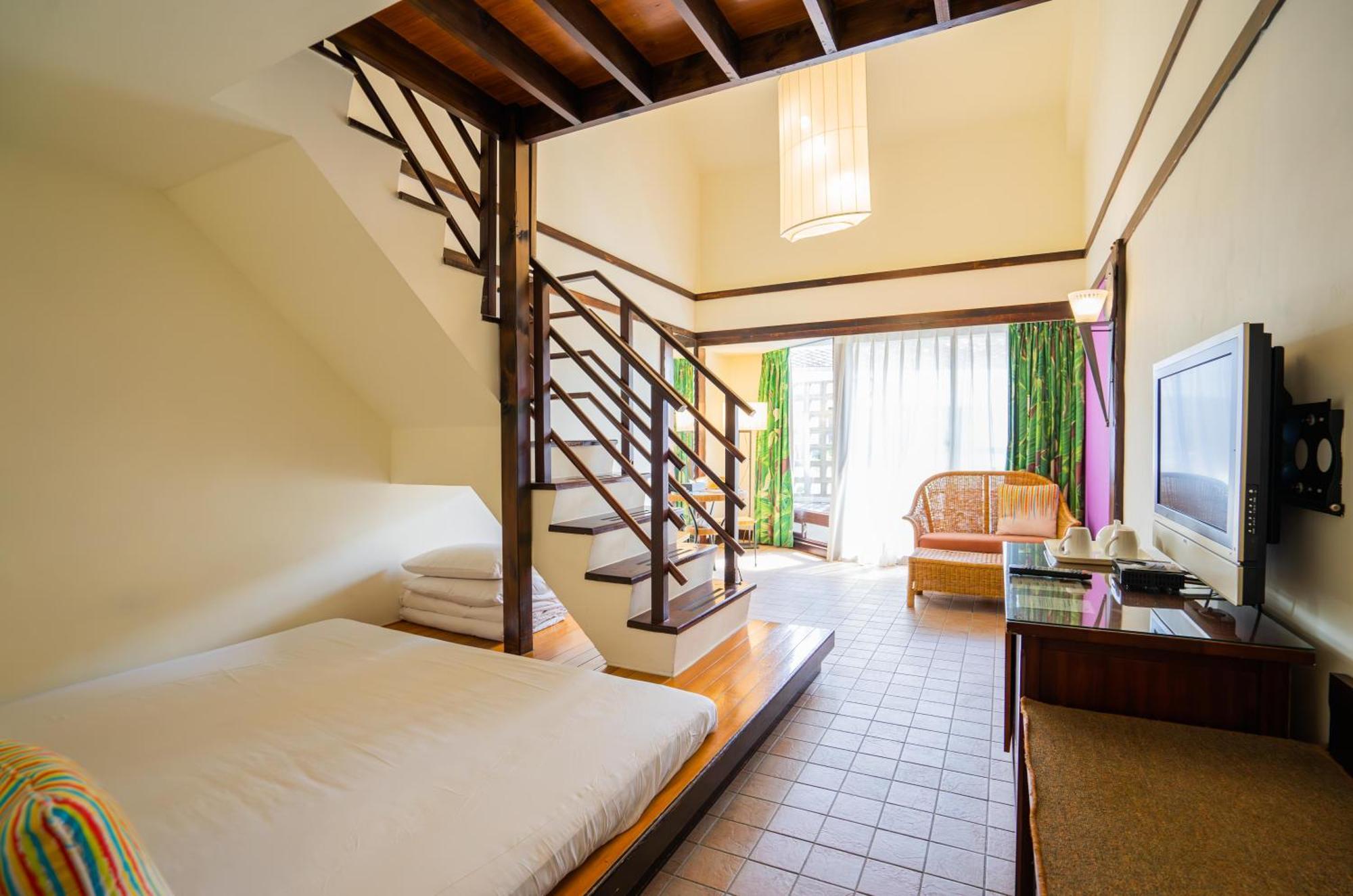 Yoho Beach Resort Kenting Heng-ch'un Buitenkant foto A room at the hotel