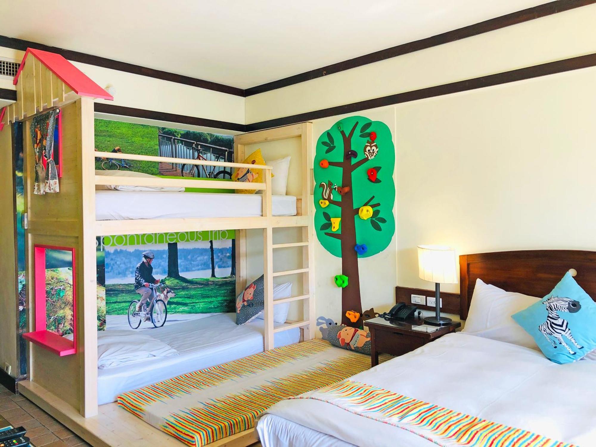 Yoho Beach Resort Kenting Heng-ch'un Buitenkant foto A room at Legoland Hotel